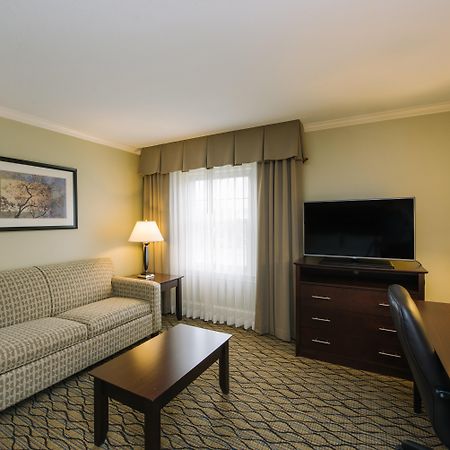 Holiday Inn Express And Suites Merrimack By Ihg Exterior foto