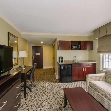 Holiday Inn Express And Suites Merrimack By Ihg Exterior foto