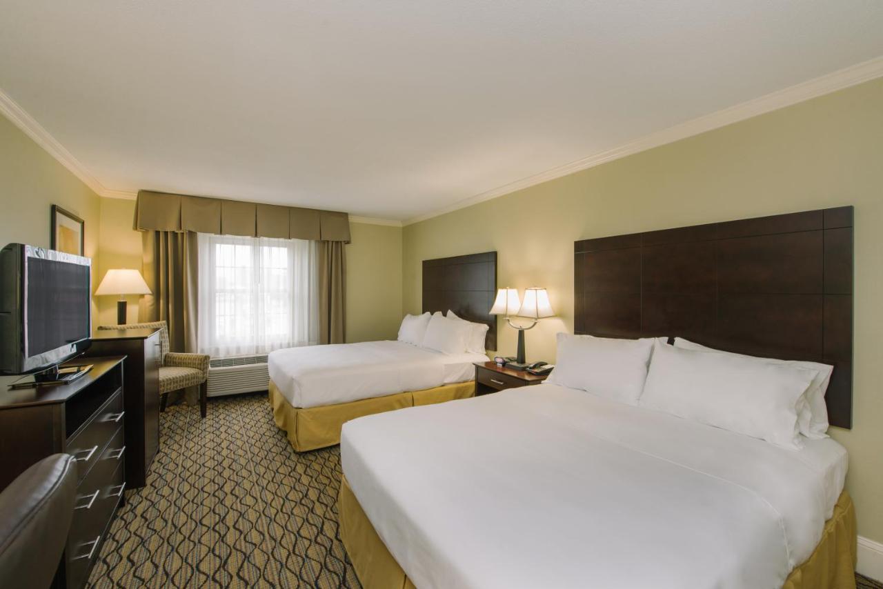 Holiday Inn Express And Suites Merrimack By Ihg Exterior foto