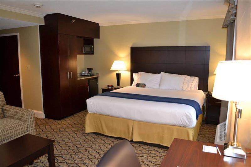 Holiday Inn Express And Suites Merrimack By Ihg Exterior foto